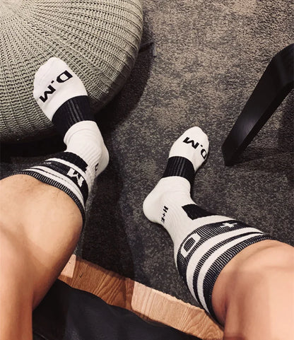 High-Tube Sports Socks – 8 Colours | One Size | Cotton & Elastane