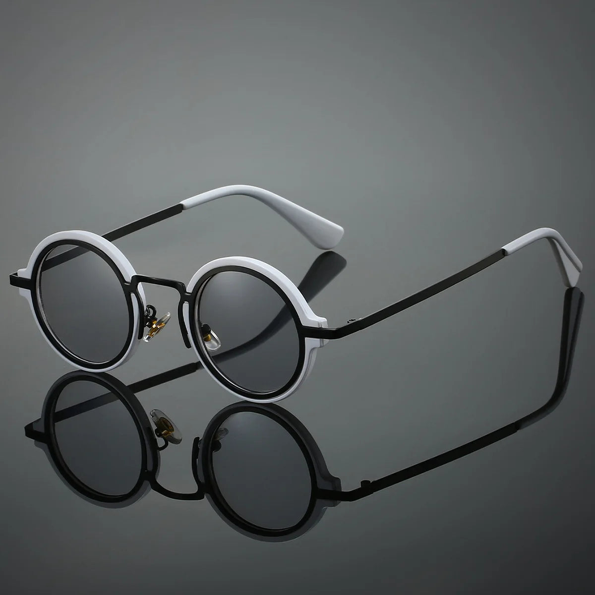 Photochromic Round Sunglasses – UV400 | 6 Colours | Alloy Frame