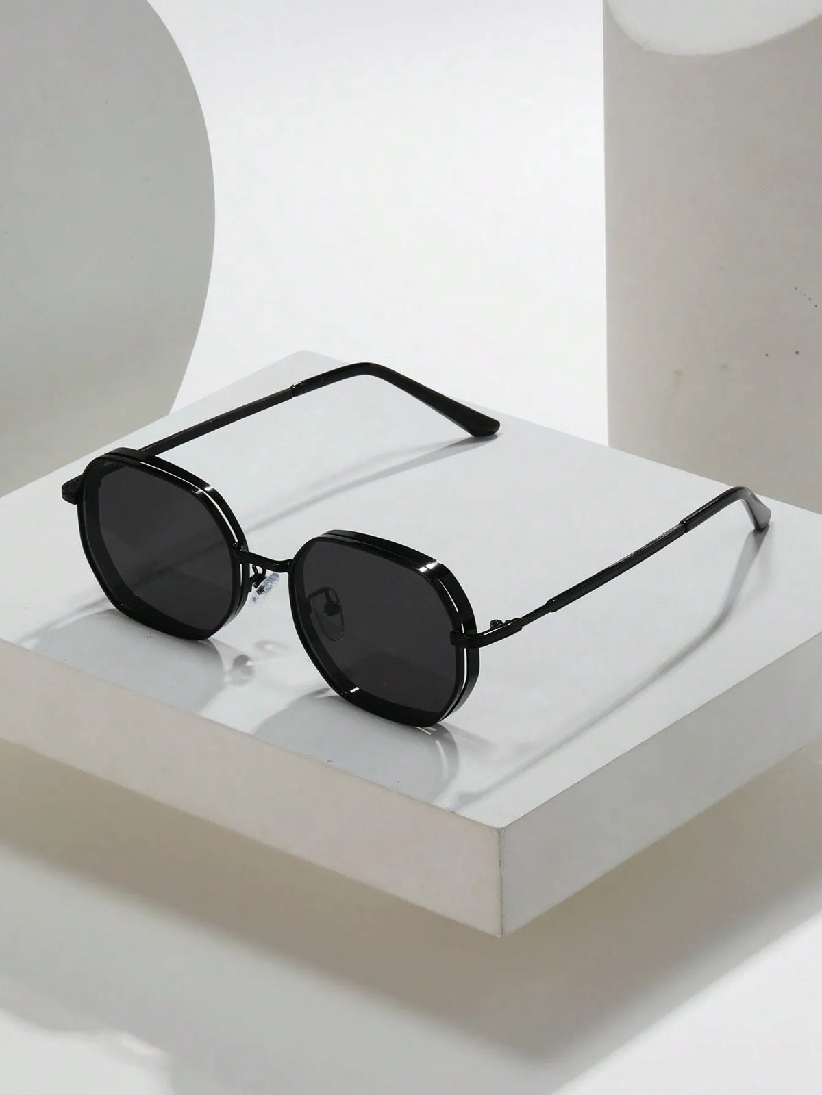 Square Thick Rim Sunglasses – 6 Colours | One Size | Copper & Polycarbonate
